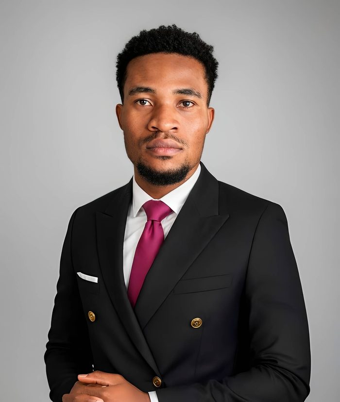 Evans Adom — Financial Analyst and Coach